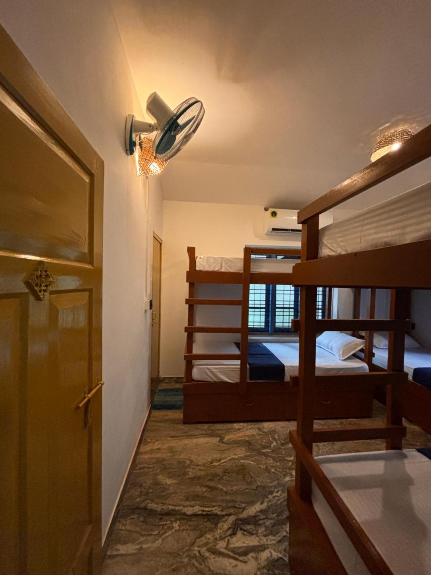 Barefoot Hostels, Varkala Esterno foto